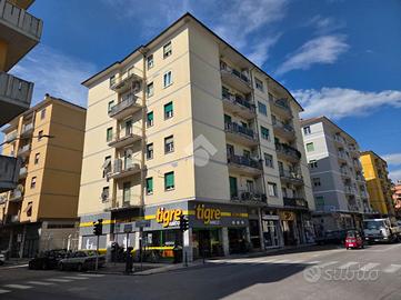 3 LOCALI A ASCOLI PICENO