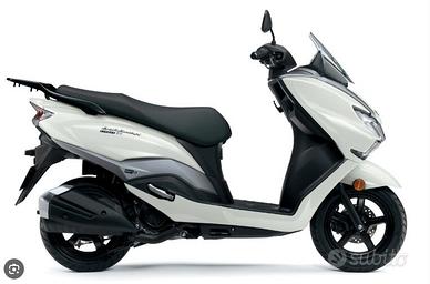 Nuovo Suzuki Burgman 125