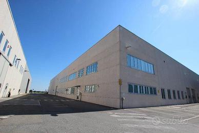 Rif.2522/CA- capannone calderara di reno