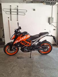 KTM Duke 390 (2020)
