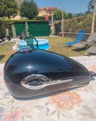 serbatoio Honda Shadow vt 600