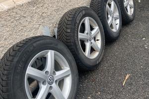 Cerchi e gomme invernali
