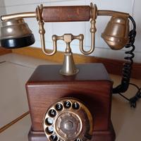 telefono con cornetta in legno