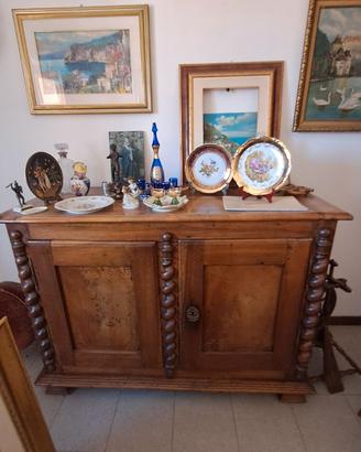 Credenza