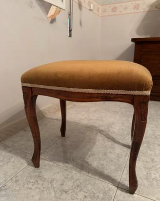 Pouf classico in legno