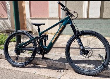 Santa Cruz Vala in carbonio