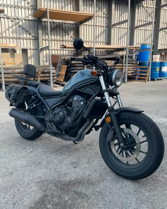 Honda CMX 500 rebel