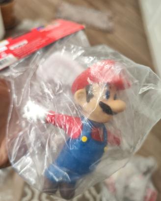 Mario volante con cappy alato 