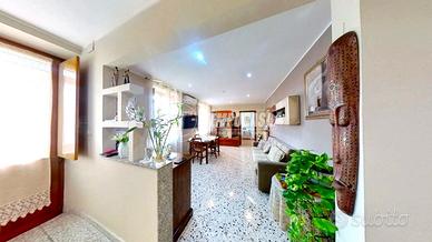 AMPIO QUADRILOCALE RISTRUTTURATO DOPPI SERVIZI IN