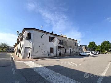 CASA DI CORTE A MARIANA MANTOVANA