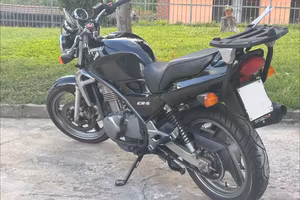 Kawasaki ER5