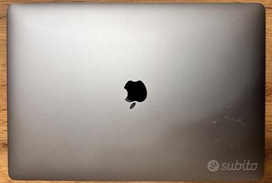 Macbook Pro 15 i9 16GB SSD 1TB
