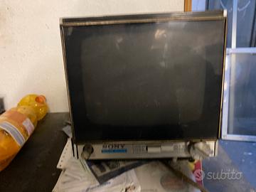Tv sony portatile anni 70