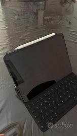 ipad pro 11 chip M1 + Magic keyboard + Apple penc