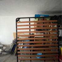 Rete matrimoniale con due materassi