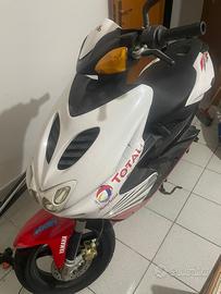 Yamaha aerox 50