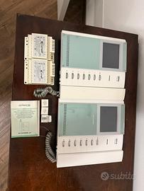 Coppia videocitofoni comelit bravo 01