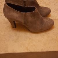 stivaletti da donna bassi con zip 