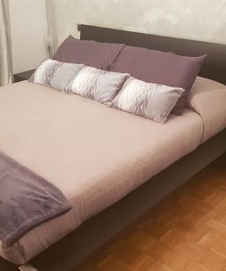 Letto comodini e cassettiera Former