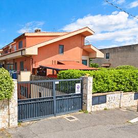 Villino a schiera su tre livelli