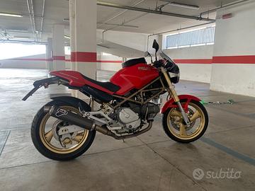 Ducati Monster 750
