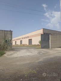 Area industriale capannone