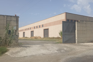 Area industriale capannone