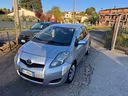 toyota-yaris-1-0-5-porte-sol-neopatentati
