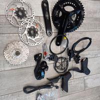 Shimano 105 di2 disc R7100 NUOVO