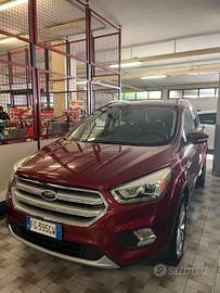 Ford Kuga 1.5 TDCI 120 CV S&S 2WD Titanium