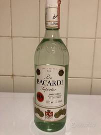 Bottiglia Vintage1L anni 90 Rom Bacardi Superior