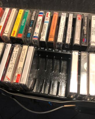 Cassette varia Musica e Valigetta vintage