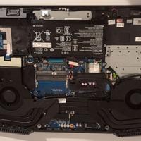 HP Omen 17 AN012DX I7 RX580 guasto per ricambi
