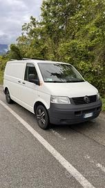 Volkswagen Transporter T5 con 130cv - 2.5 TDi