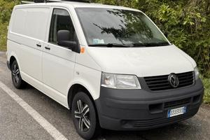Volkswagen Transporter T5 con 130cv - 2.5 TDi