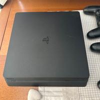 PS4 + telecomandi 2