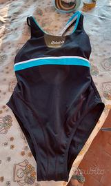 costume da piscina da donna
