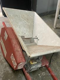 Attrezzatura agricola