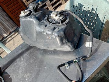 Serbatoio beverly 300 tourer 10" completo di tutto