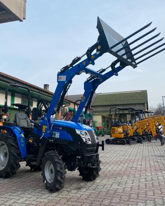 Trattore SOLIS S16 Caricatore Forca Letame Legna