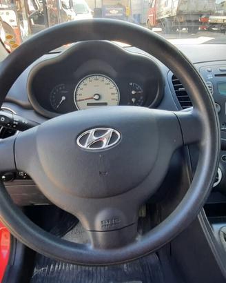 HYUNDAI I10 2009 - VOLANTE