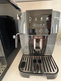DeLonghi Magnifica Start ECAM220.22.GB come nuova