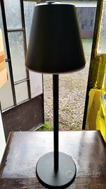 Lampada Led funzionante nero da tavolo o scrivania