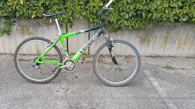 Bicicletta MTB ruote da 26" verde/nera