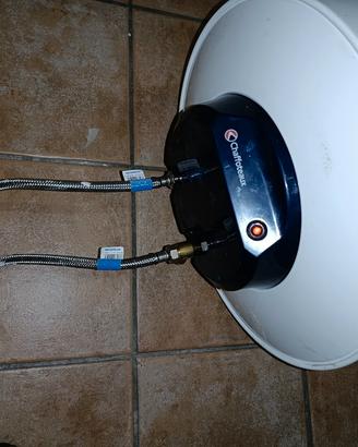 scalda bagno da 80 e da 15 litri e TV color