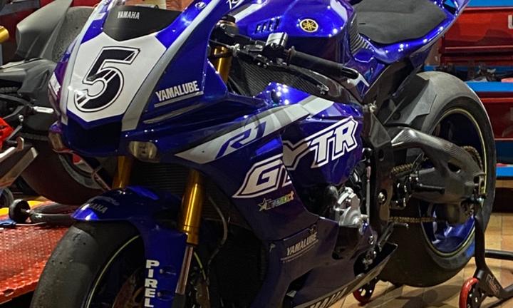 Yamaha YZF R1 - 2015
