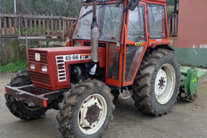Fiatagri 45 66 trattore con attrezzi