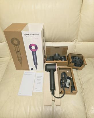 Dyson supersonic nero e rosa mai usato