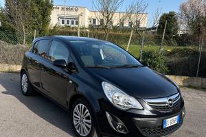Opel Corsa 1.2 5 porte Cosmo 119.000km euro