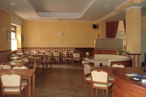 Ristorante-Bar 225 mq suddivisi in due ambienti